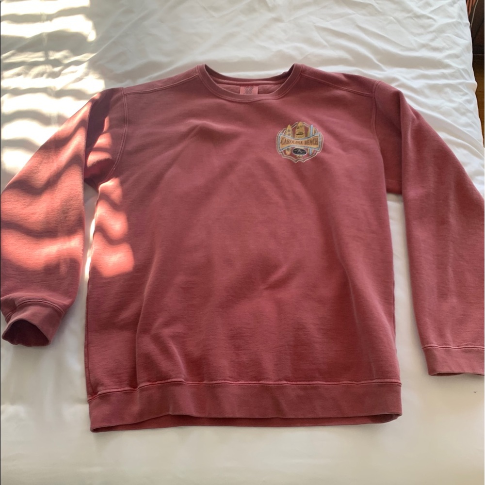 Carolina beach crew neck